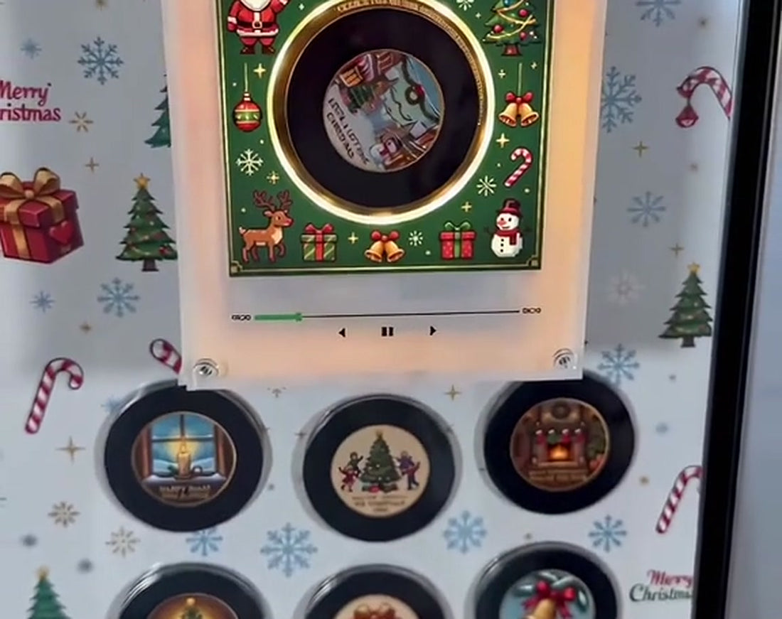 Mini gira-discos de Natal no frigorífico com os 9 mini discos